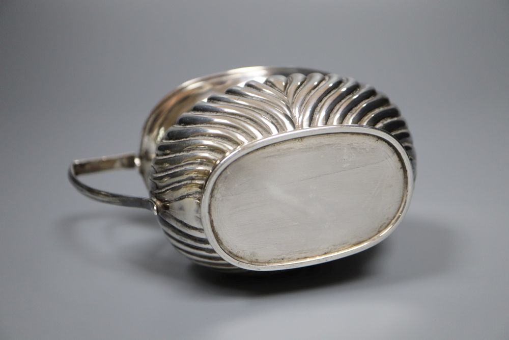 Two late Victorian silver cream jugs, tallest 79mm, gross 4.5 oz.